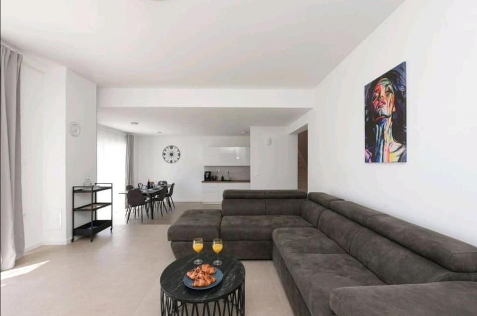 Casa Bianca family apartment near sandy beach with parking and rooftop experience Apartment in Zadar County