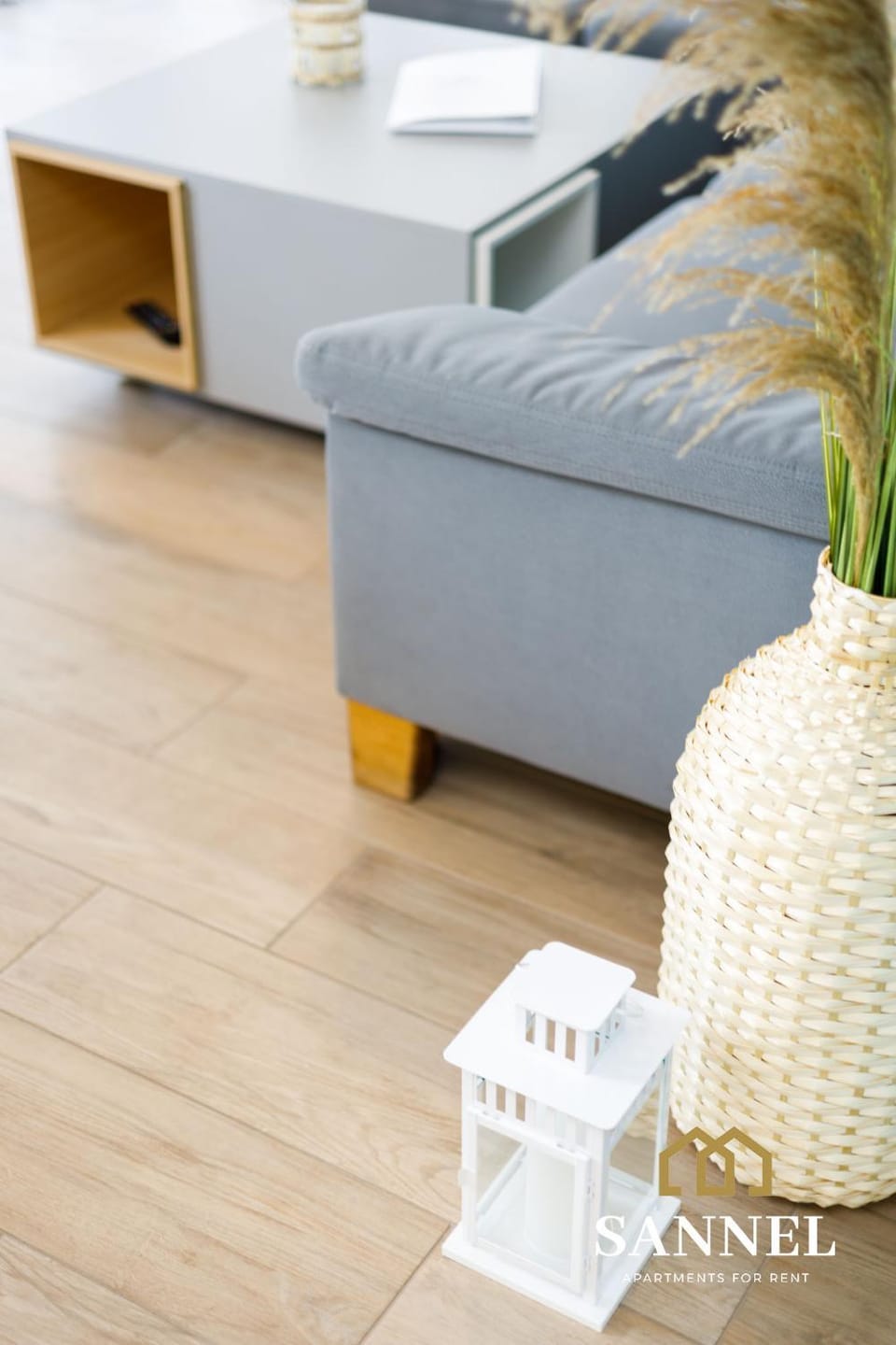 Living room, Decorative detail, On site