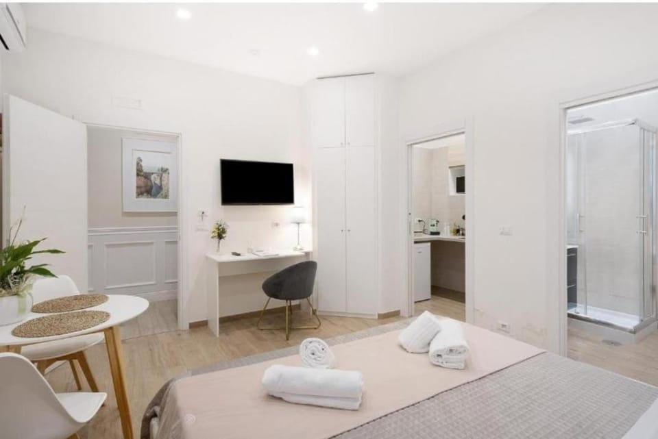 Pompei Luxury Suites-Near Ruins Apartment in Pompeii