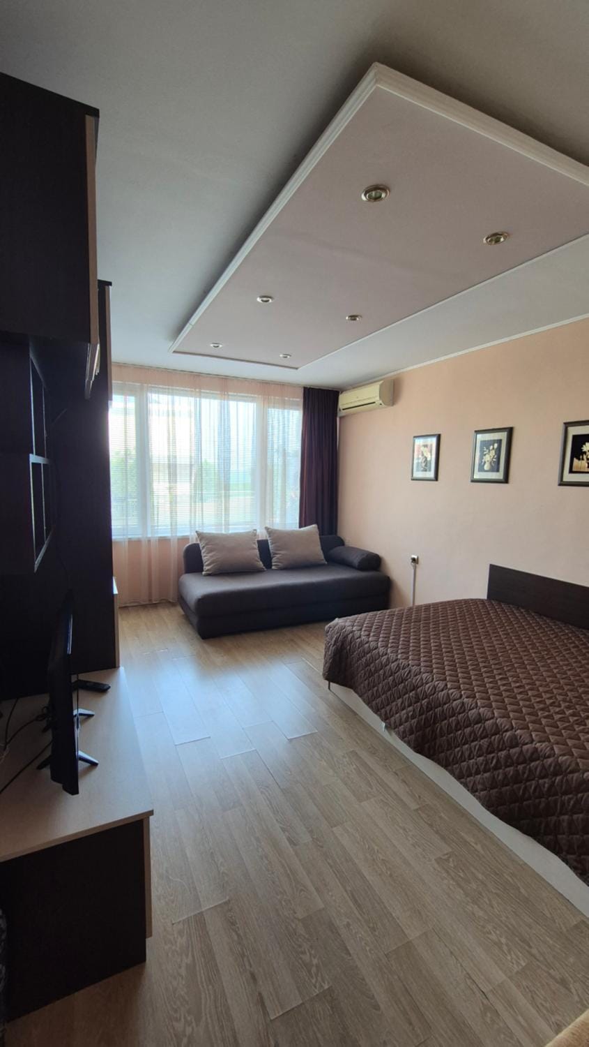 Самостоятелен апартамент на брега на морето Обзор Apartment in Burgas Province