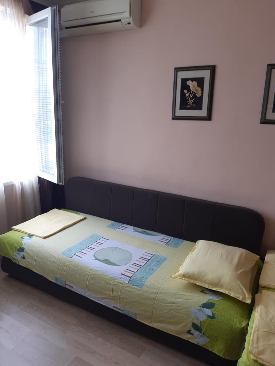 Самостоятелен апартамент на брега на морето Обзор Apartment in Burgas Province
