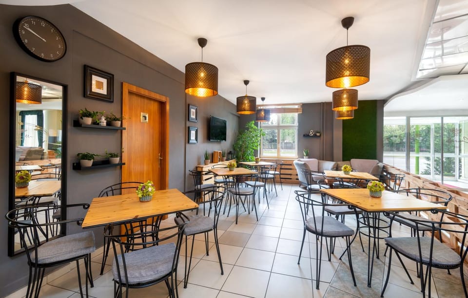 Lounge or bar