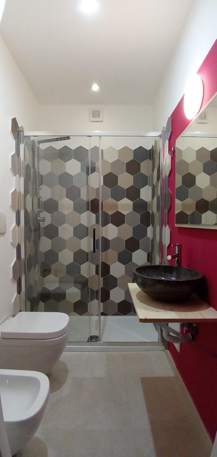 Shower, Toilet, Bathroom