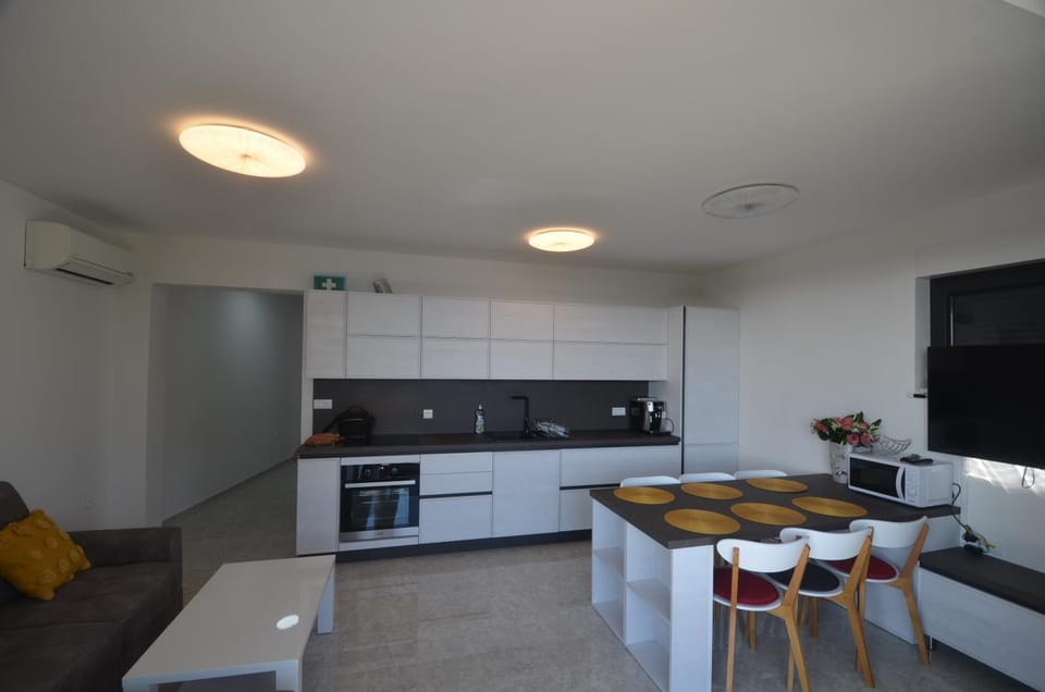 Sunset Apartment in Banjole