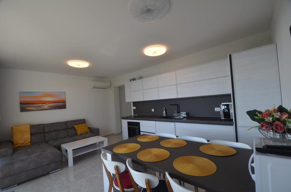 Sunset Apartment in Banjole