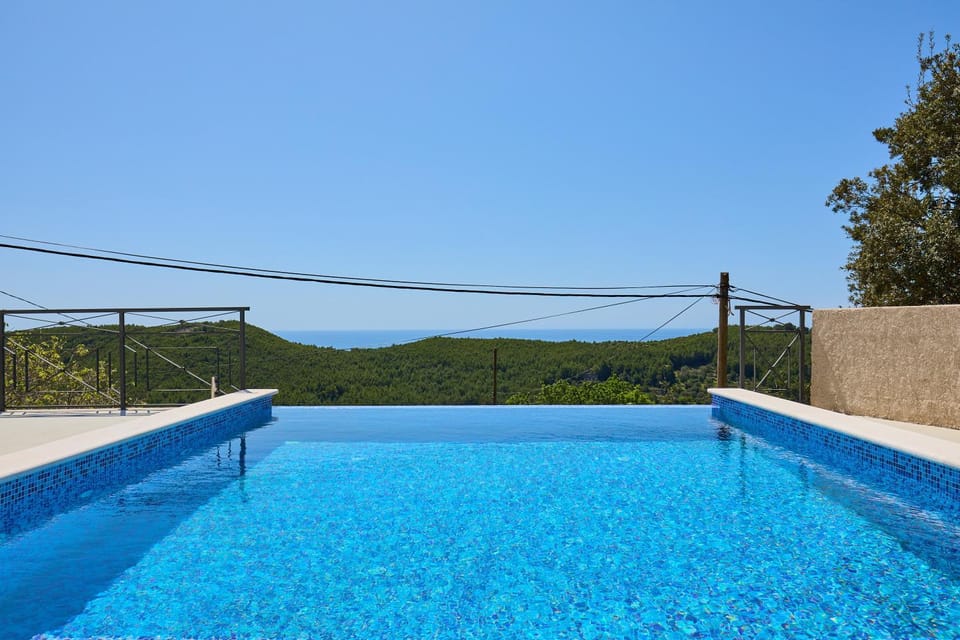 Villa Korta - Spacious House with Pool Villa in Dubrovnik-Neretva County