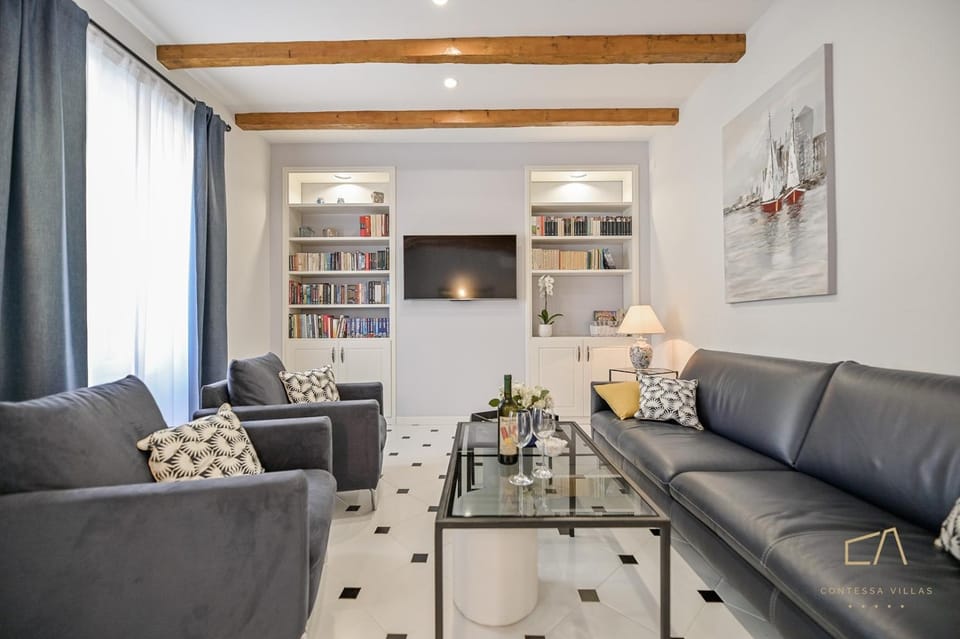 Library, Living room, air conditioner