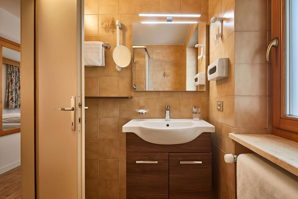 Pension Angelo Bed and Breakfast in Corvara