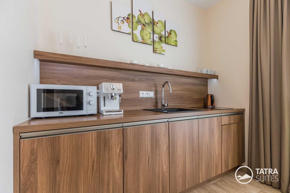 Coffee/tea facilities, Kitchen or kitchenette