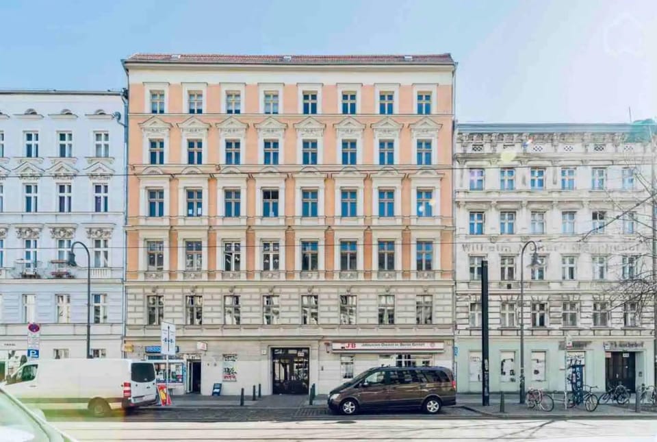 Property building, Facade/entrance