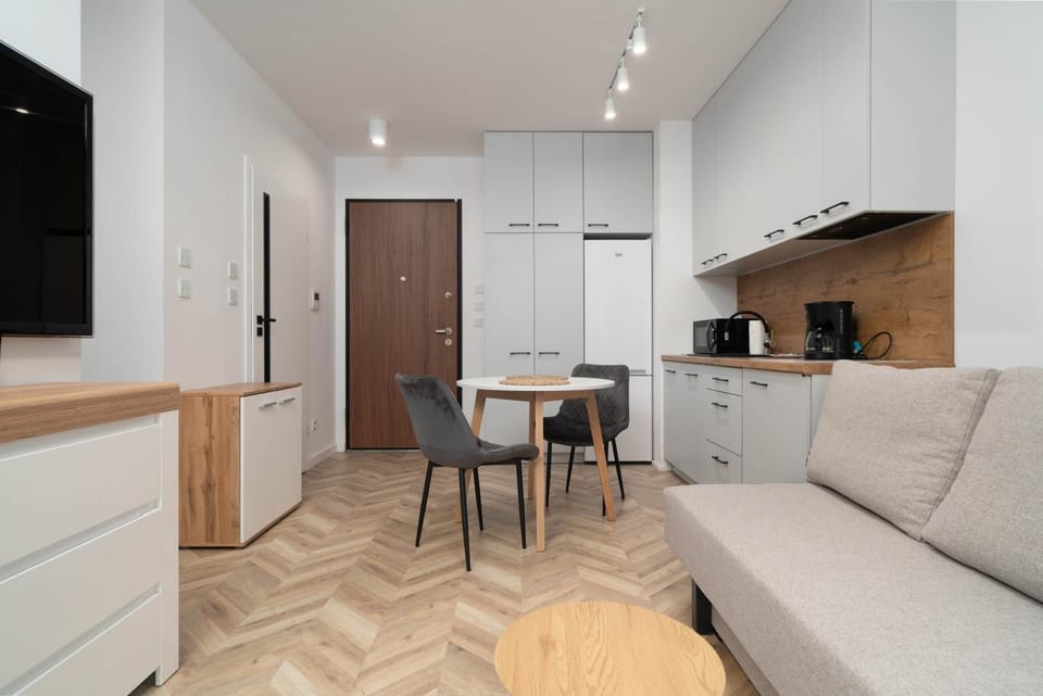TV and multimedia, Kitchen or kitchenette, Living room, Seating area