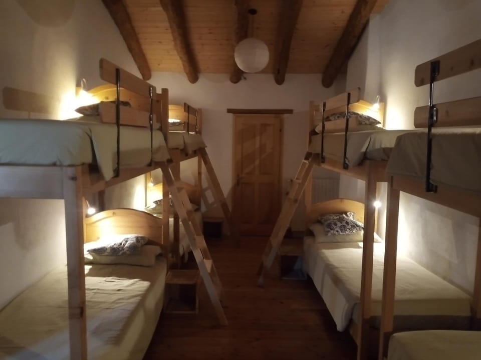 bunk bed