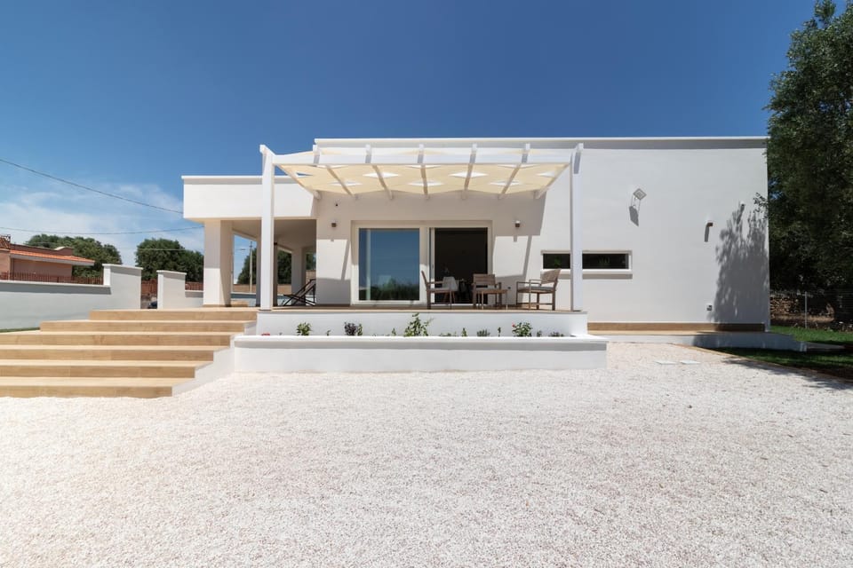Property building, Patio