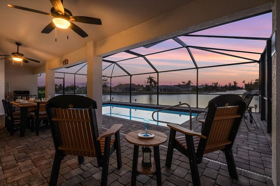 BRAND NEW Paradise with never ending Sunsets - Villa Chillax N Sunsets - Roelens Vacations House in North Fort Myers