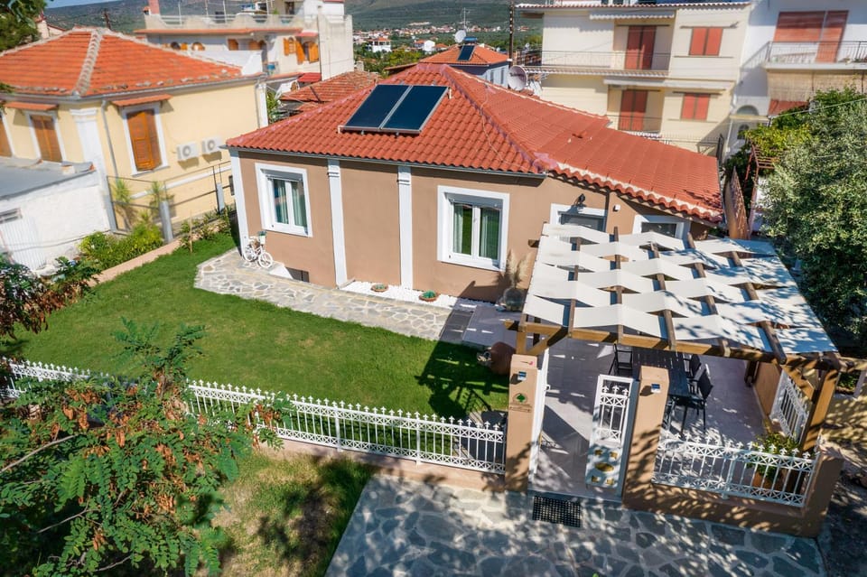 Villa Pines House in Limenaria