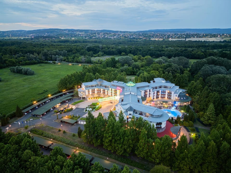 Property building, Bird's eye view