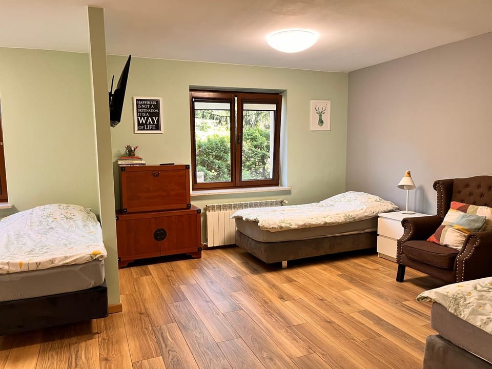 Bed, Photo of the whole room