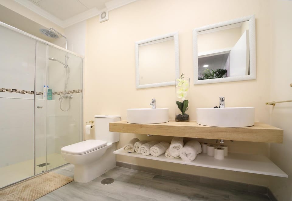 Apartamento Romero Garden A Apartment in O Salnés