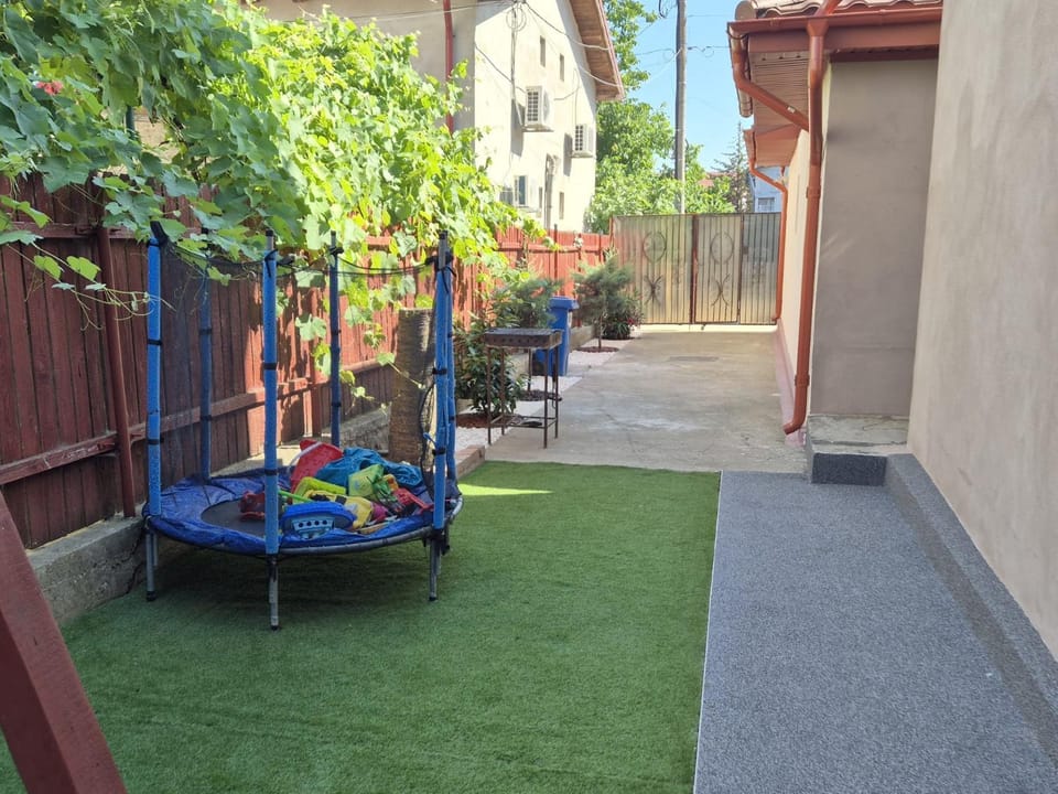 Zapp House Bed and Breakfast in Constanța County