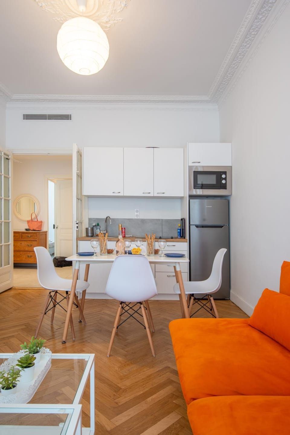 Kitchen or kitchenette, Dining area, kitchen