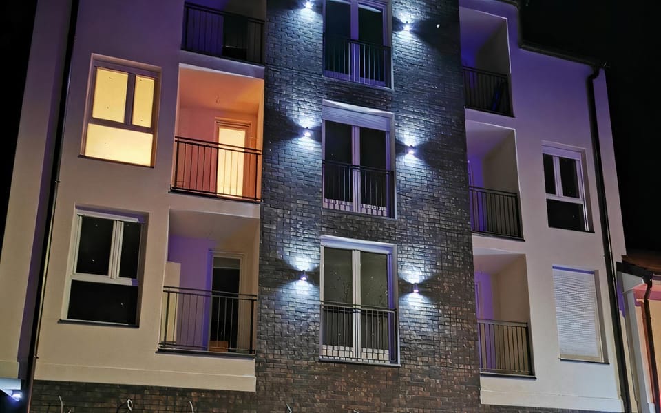 Property building, Facade/entrance