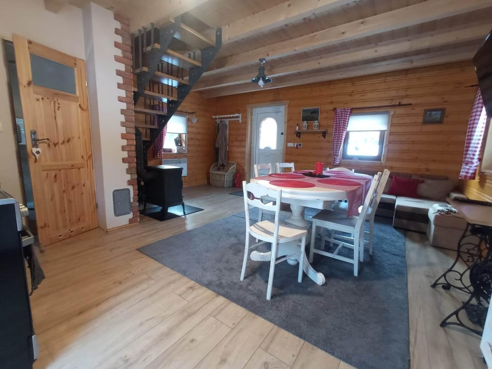 Kitchen or kitchenette, Living room, Seating area