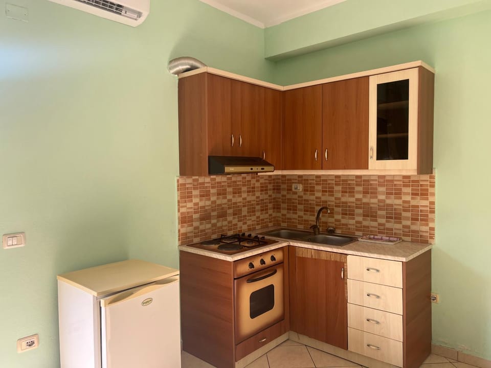 Kitchen or kitchenette, stove