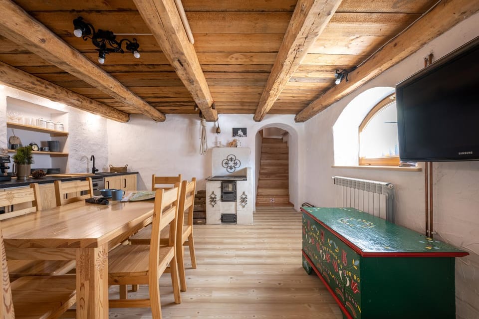 TV and multimedia, Kitchen or kitchenette
