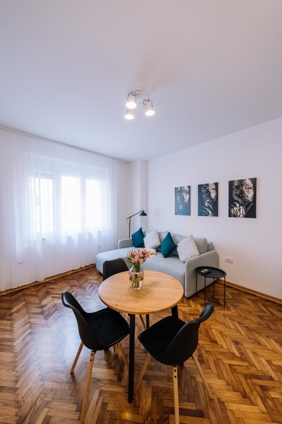 Living room, Dining area
