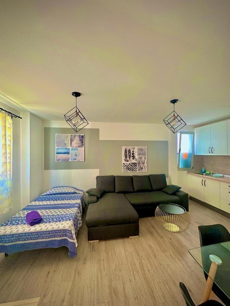 Arguineguin Beach Lux Solarium Street Apartment in Arguineguín