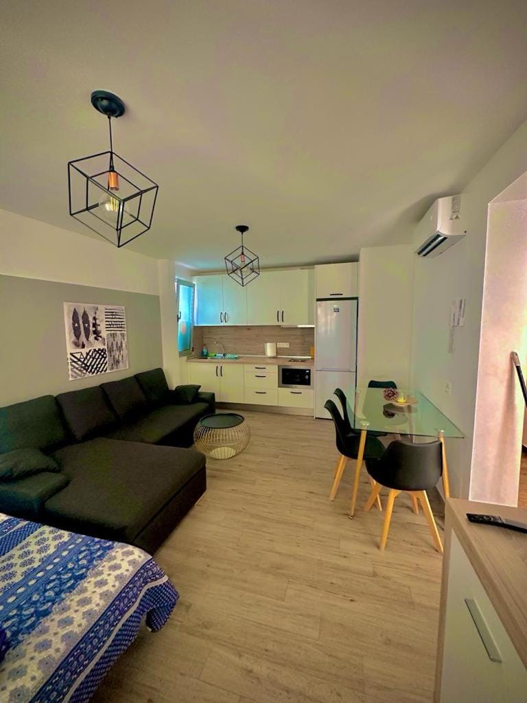 Arguineguin Beach Lux Solarium Street Apartment in Arguineguín
