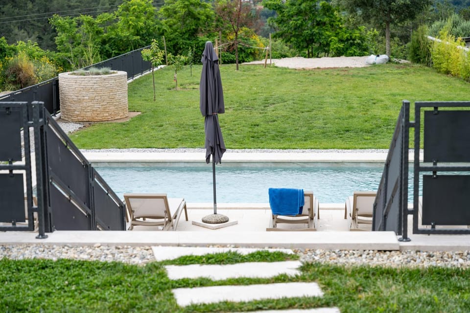 Natural landscape, Garden, Garden view, Pool view, Swimming pool