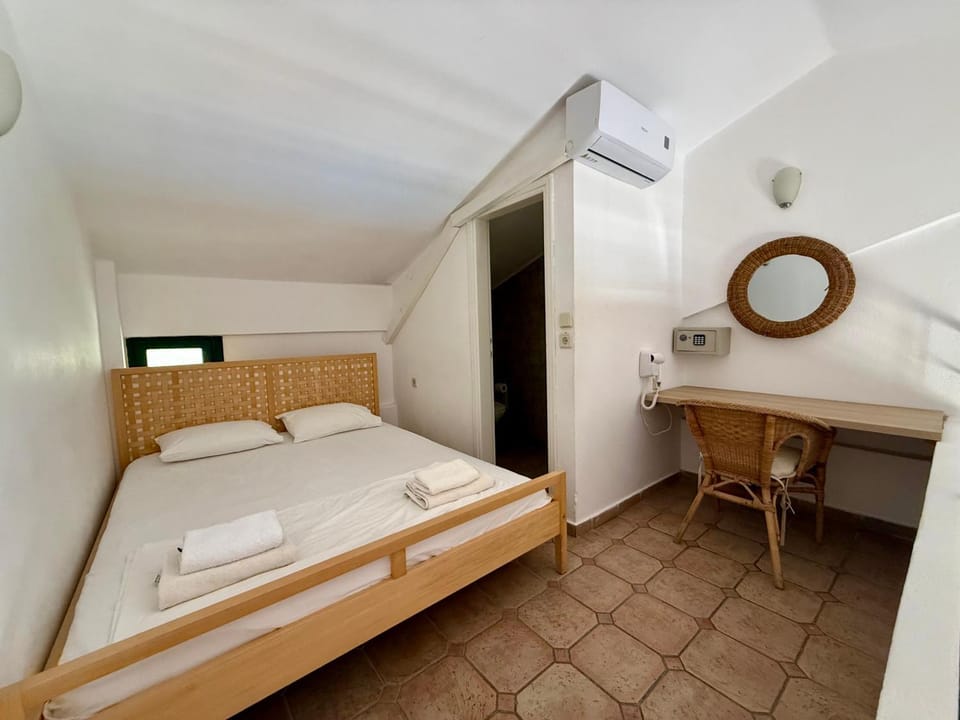 agnadi hotel Apartment in Sporades, Greece