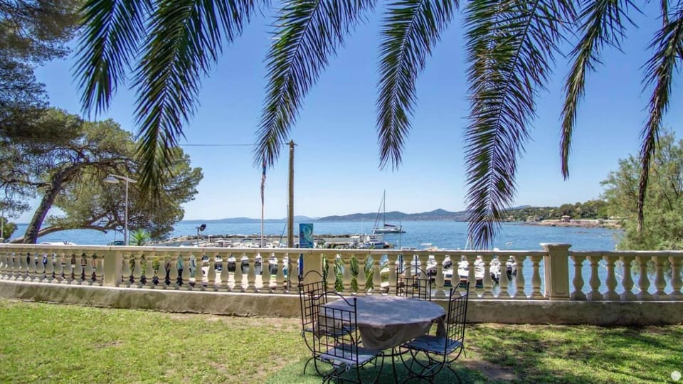 Duplex T3 Boulouris Pieds dans l eau Apartment in Saint-Raphael