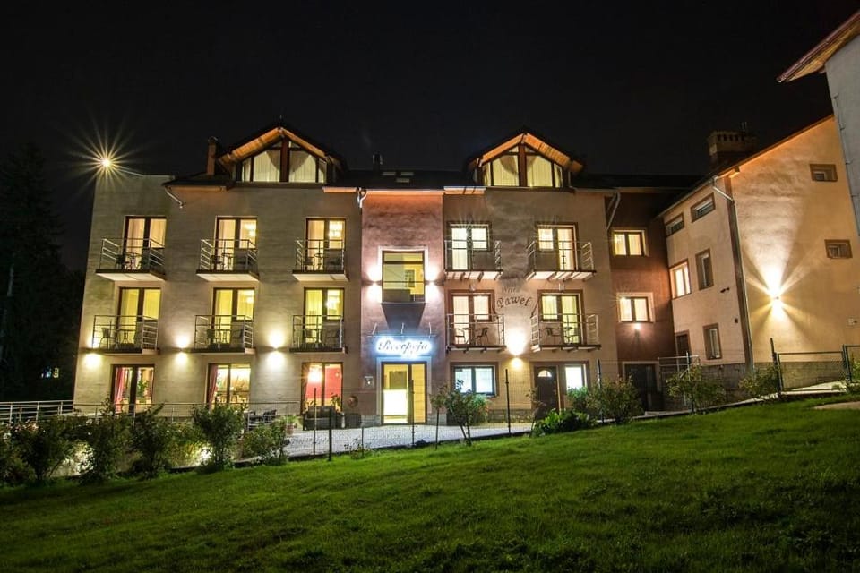 Property building, Night