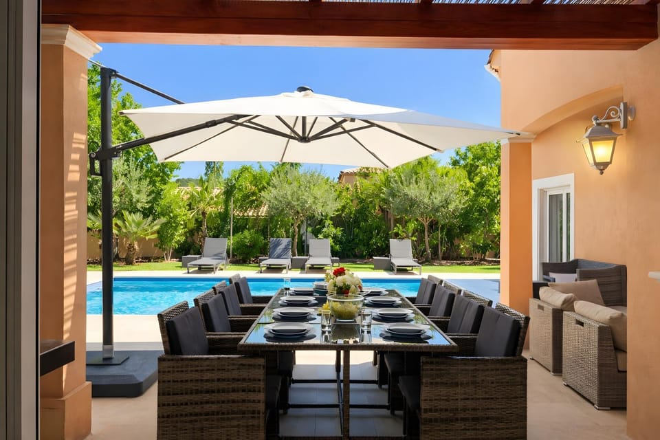 Balcony/Terrace, Dining area