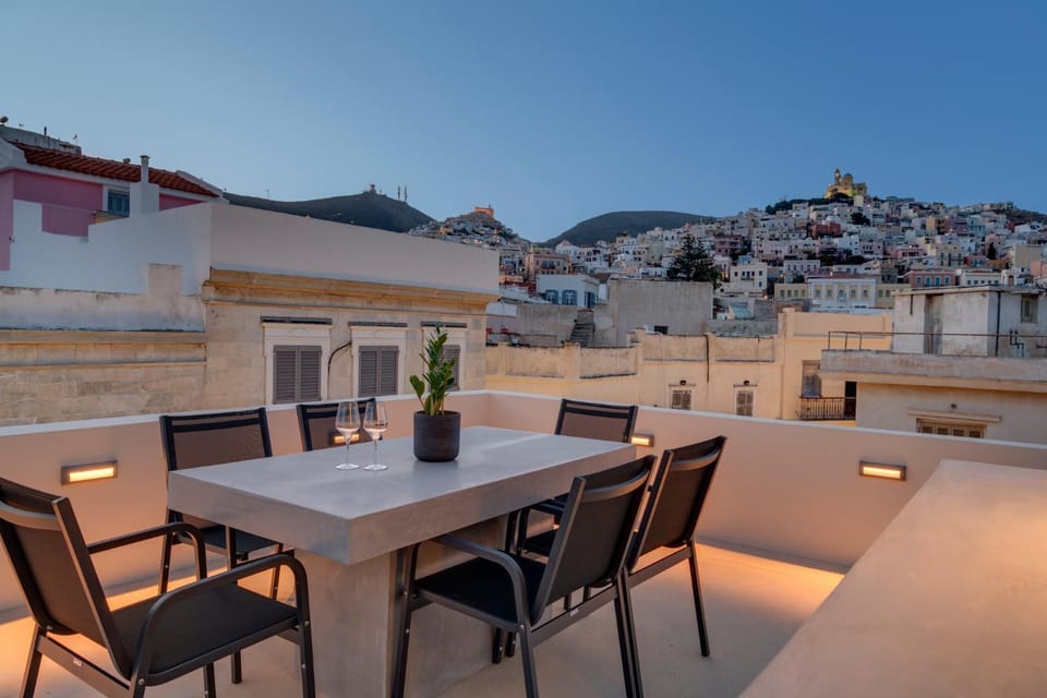 Patio, Night, Dining area