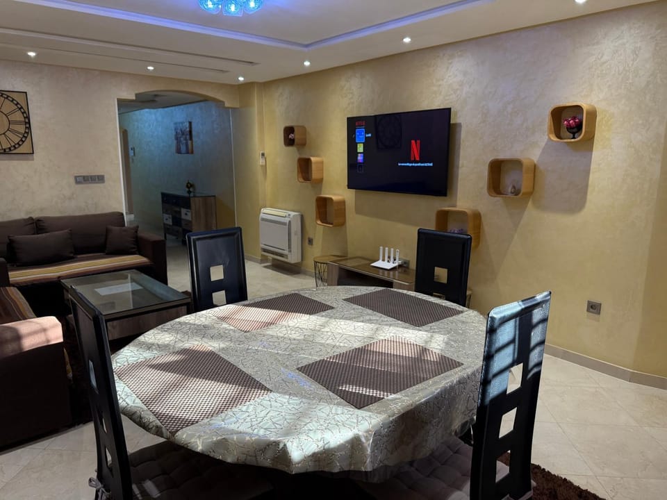 5 min de la Plage ! Appart Premium Climatisé & Ultra Calme Apartment in Agadir