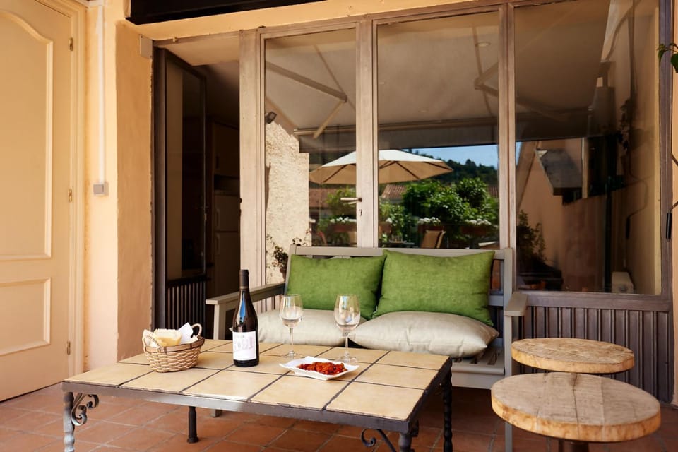 Amplio apartamento rural con terraza Apartment in Basque Country