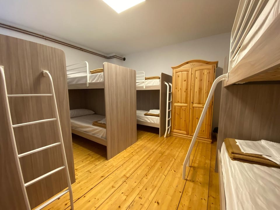Photo of the whole room, bunk bed