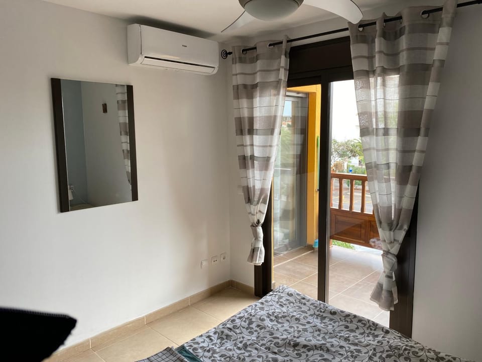 Bed, Balcony/Terrace, Photo of the whole room, Bedroom, heating, air conditioner
