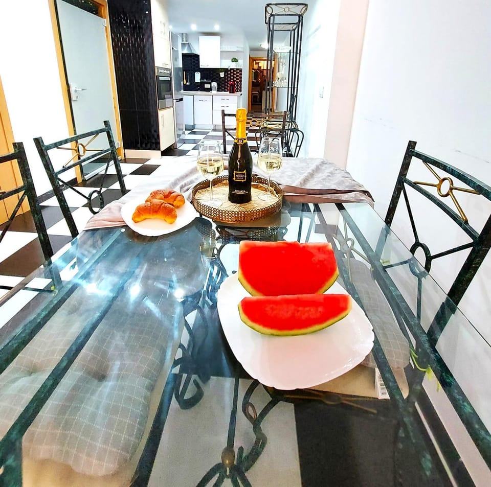 ELEGANT 3 BEDROOMS, Wifi free House in Adeje