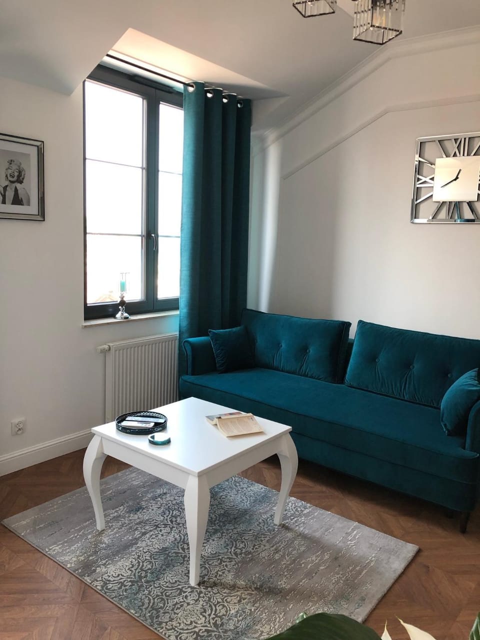 Apartament W Sercu Miasta , 150 m od Rynku Wielkiego , klimatyzacja ,bezpłatny parking podziemny Apartment in Poland