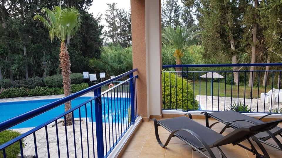 Garden view, Pool view