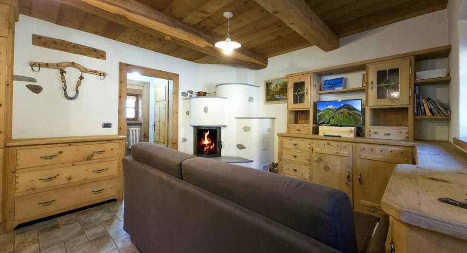 Chalet Canton Apartment in Canton of Grisons