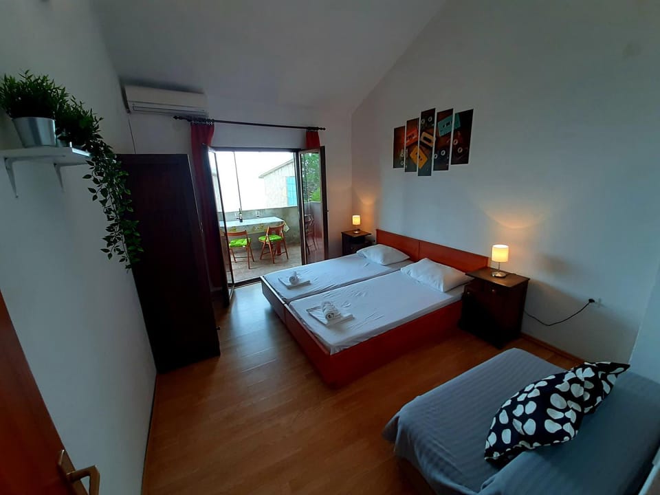 Apartmani Toni - Apartman Maslina Apartment in Dubrovnik-Neretva County
