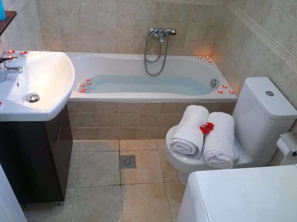Bathroom, Bath
