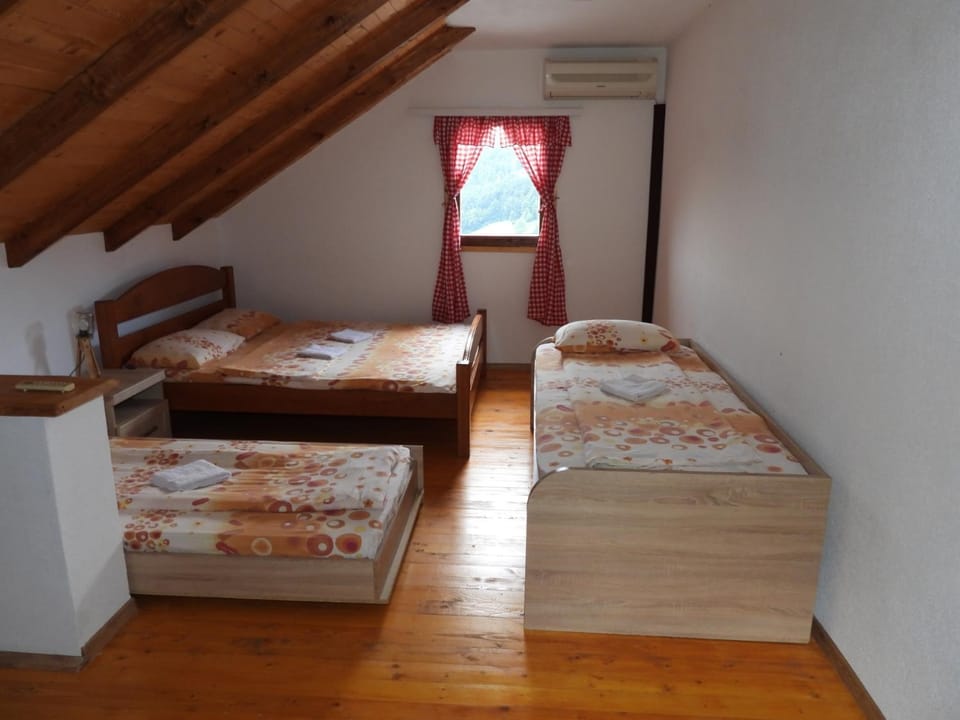 Etno selo ŽURIĆ Chalet in Montenegro