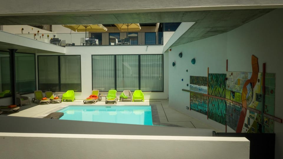 Decorative detail, Swimming pool
