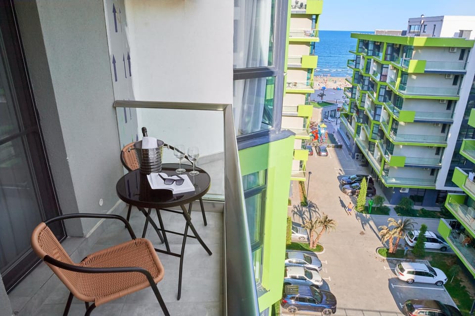 View (from property/room), Balcony/Terrace, Sea view